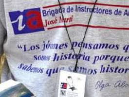 coloquio-tras-los-pasos-de-marti