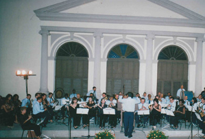 retreta-por-la-banda-de-conciertos