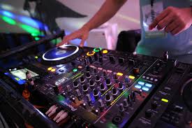 pena-de-musica-electronica