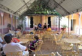 Patio de la Poesía de la UNEAC patio-de-la-poesia-de-la-uneac