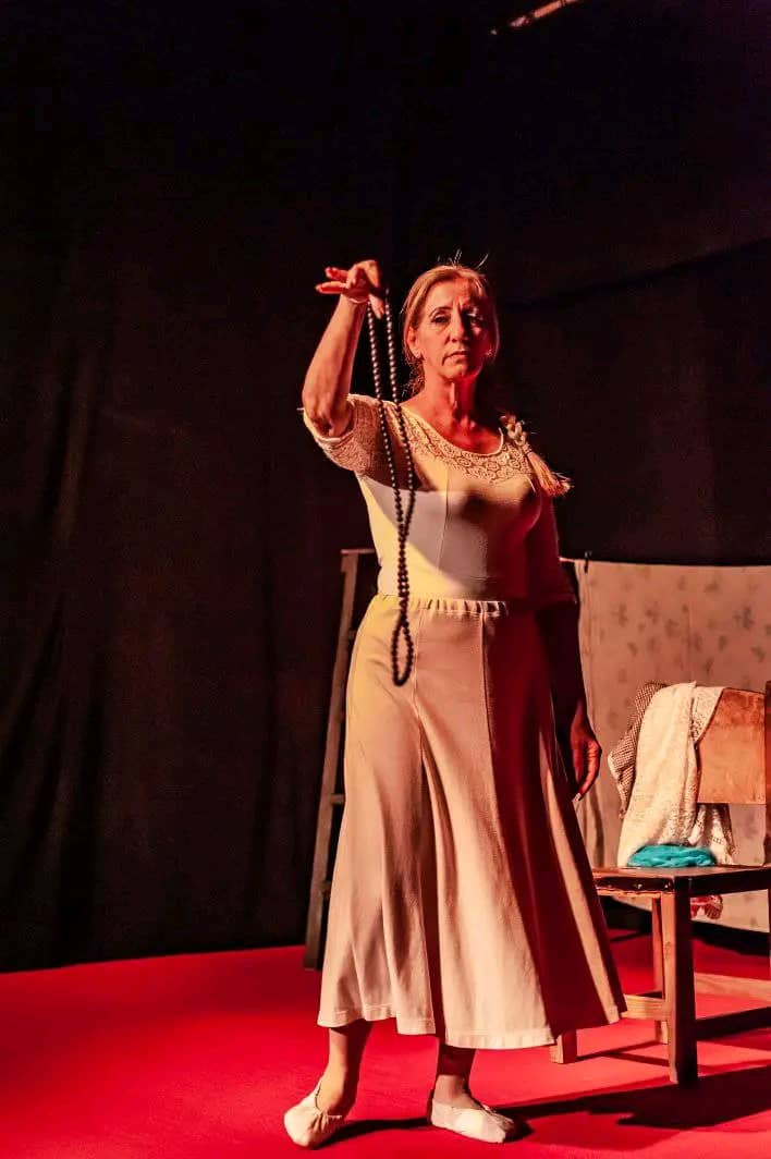 obra-el-ultimo-bolero-por-el-grupo-de-teatro-pinos-nuevos
